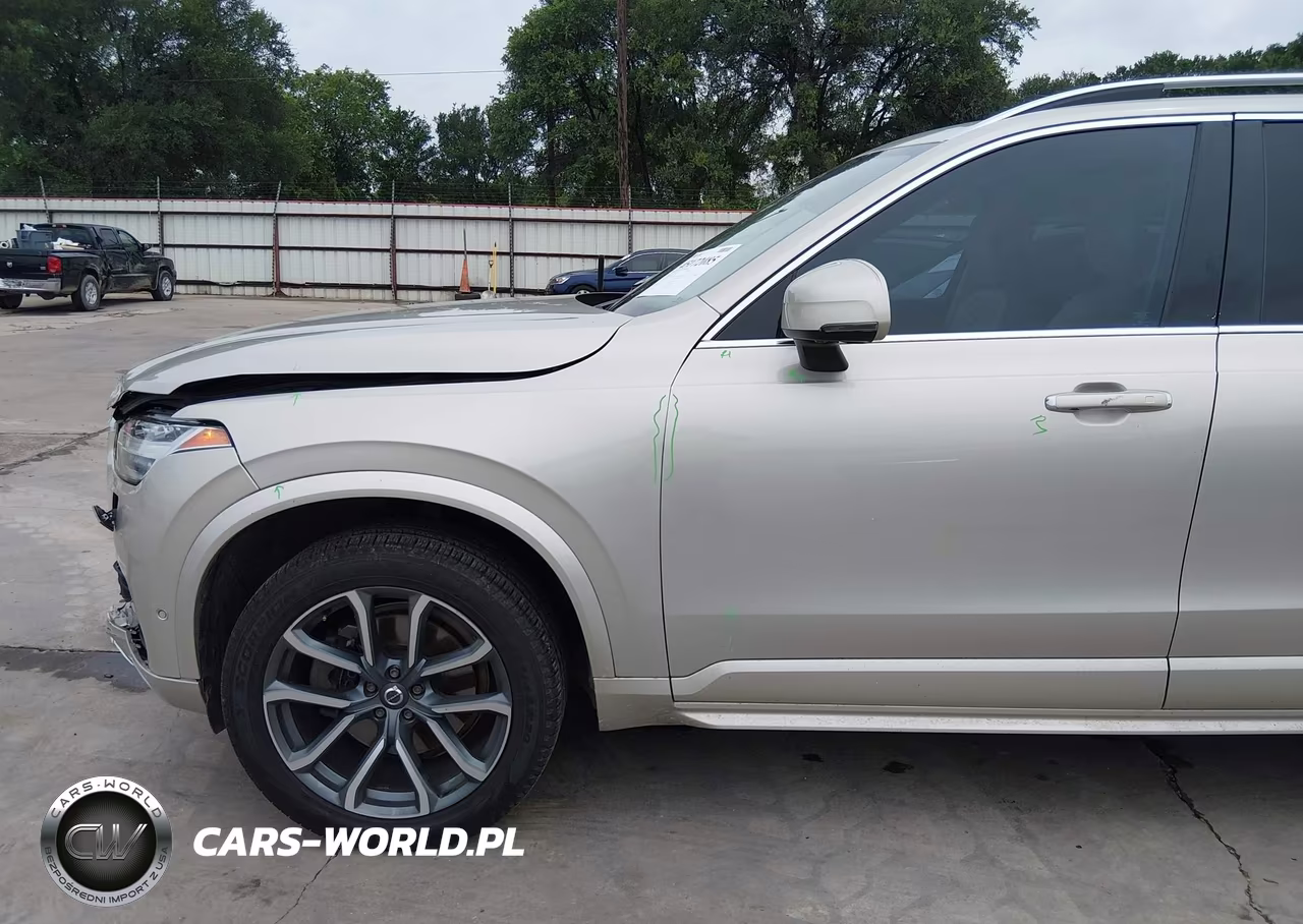 2017 Volvo Xc90 T6 Momentum VIN:YV4A22PK5H1142834 - 18