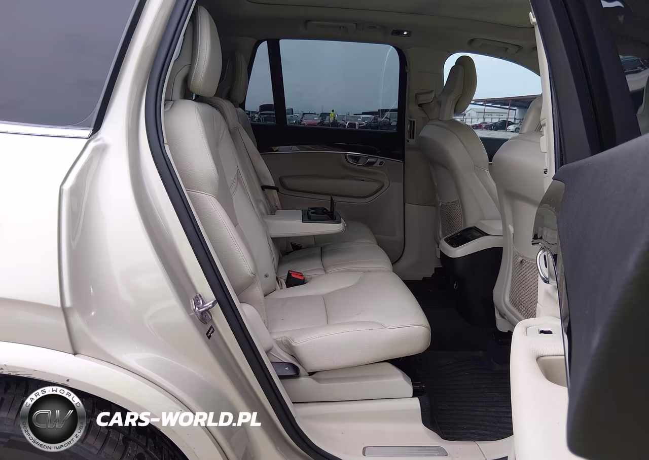 2017 Volvo Xc90 T6 Momentum VIN:YV4A22PK5H1142834 - 8