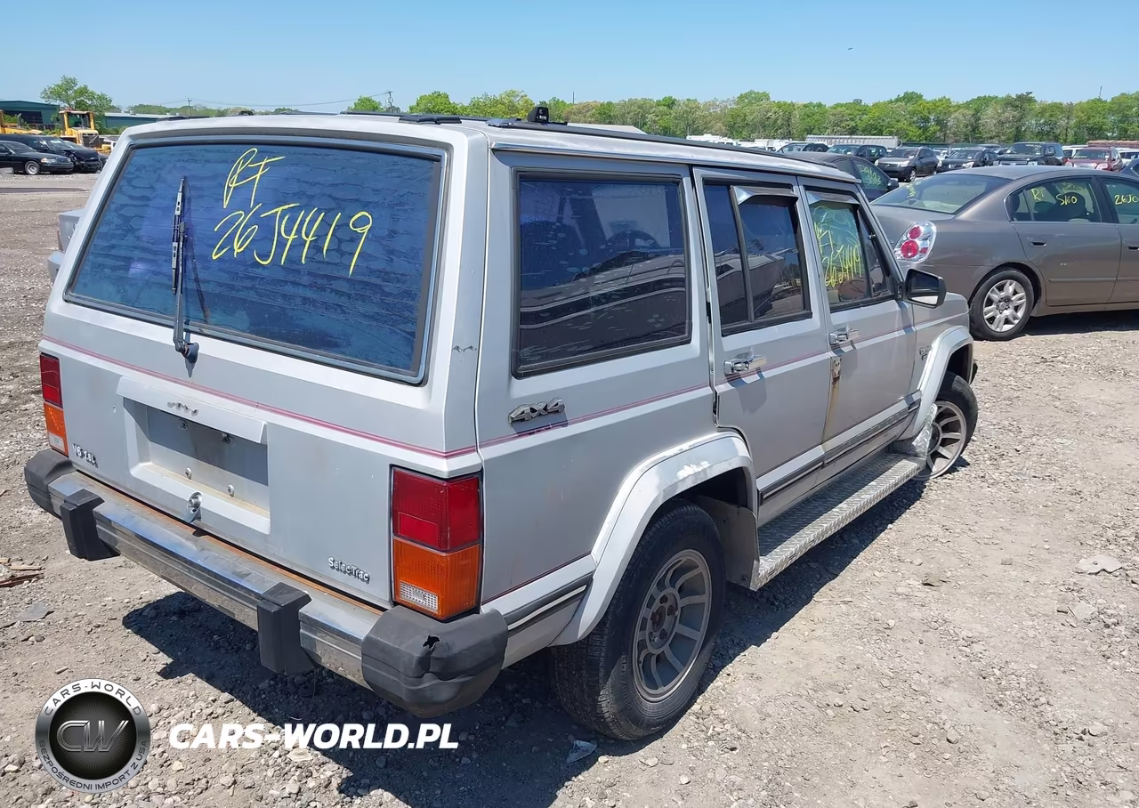 1986 Jeep Cherokee Laredo VIN:1JCWC7844GT052837 - 4