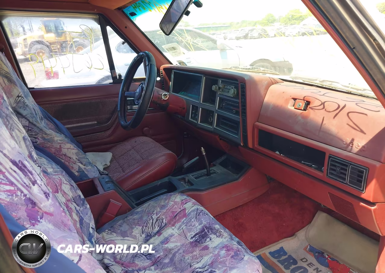 1986 Jeep Cherokee Laredo VIN:1JCWC7844GT052837 - 5