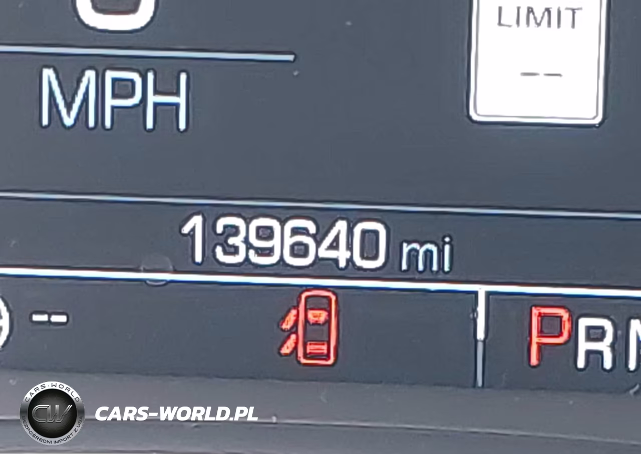 2019 Chevrolet Traverse Premier VIN:1GNERKKW7KJ138311 - 15