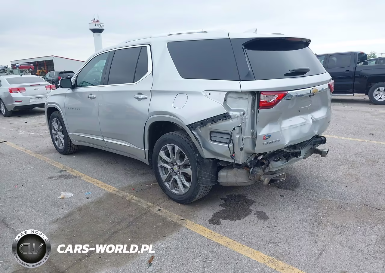 2019 Chevrolet Traverse Premier VIN:1GNERKKW7KJ138311 - 3