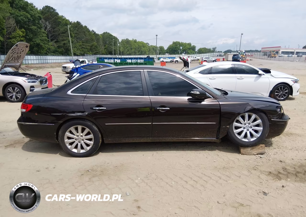 2010 Hyundai Azera Limited VIN:KMHFC4DF5AA513517 - 13