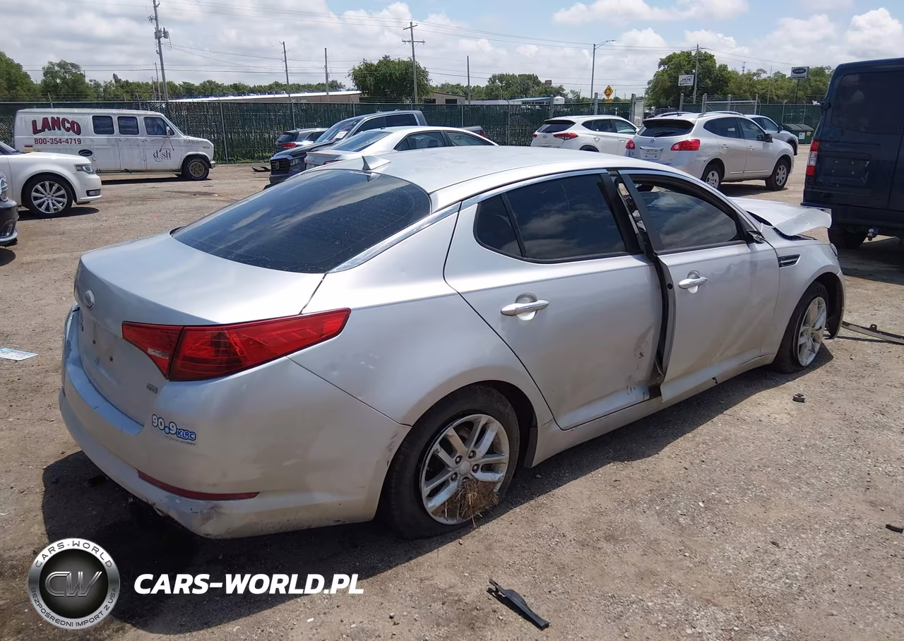 2013 Kia Optima Lx VIN:KNAGM4A7XD5379066 - 4