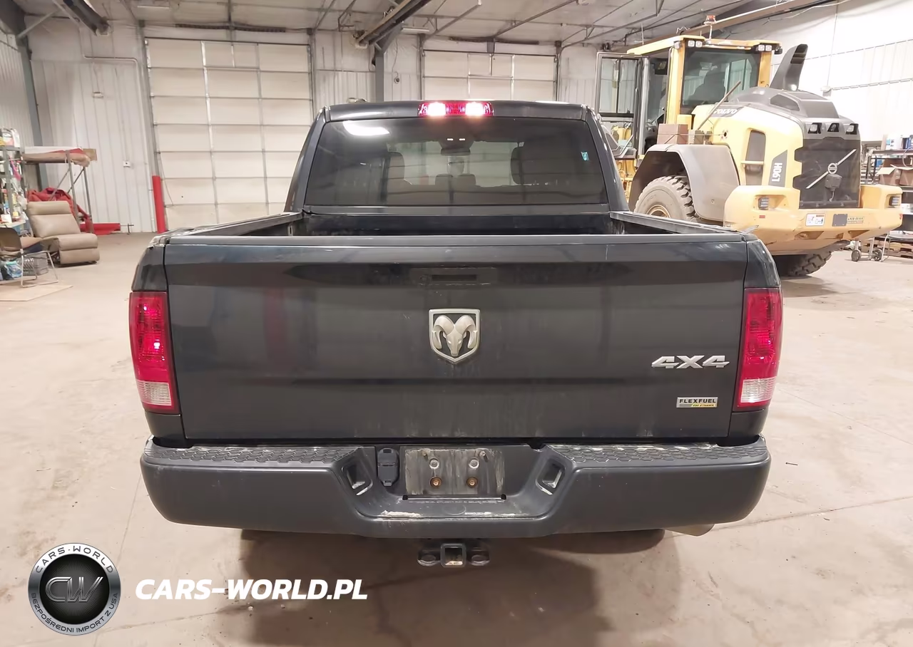 2019 Ram 1500 Classic Tradesman 4X4 5'7 Box VIN:1C6RR7KG2KS680644 - 16