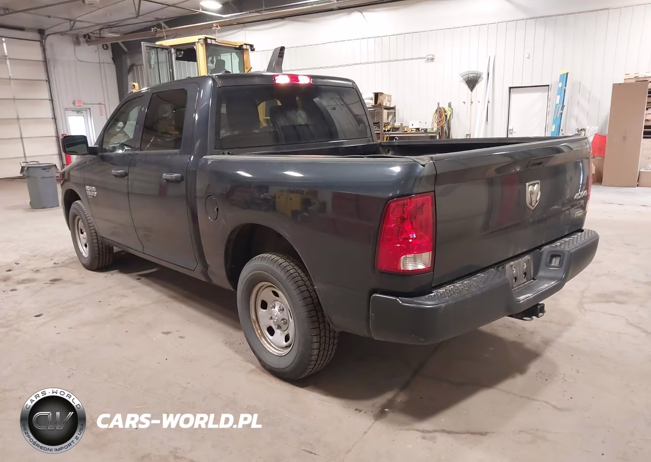 2019 Ram 1500 Classic Tradesman 4X4 5'7 Box VIN:1C6RR7KG2KS680644 - 3