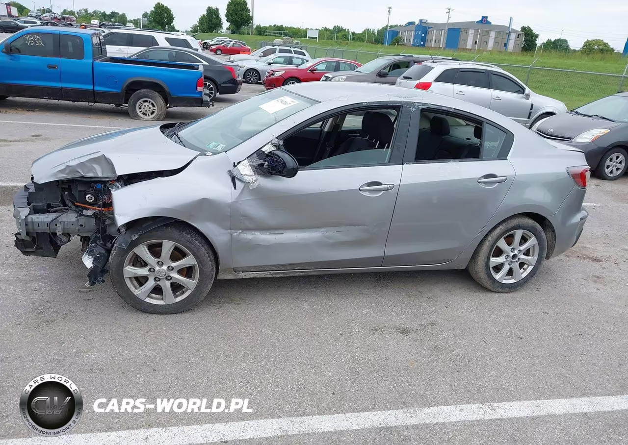 2010 Mazda Mazda3 I Touring VIN:JM1BL1SG3A1346233 - 11