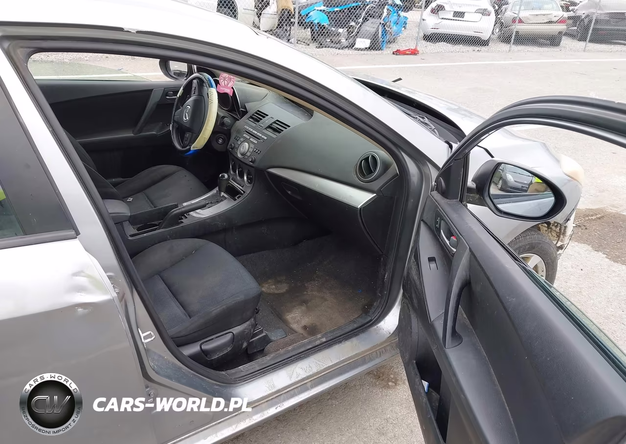 2010 Mazda Mazda3 I Touring VIN:JM1BL1SG3A1346233 - 4