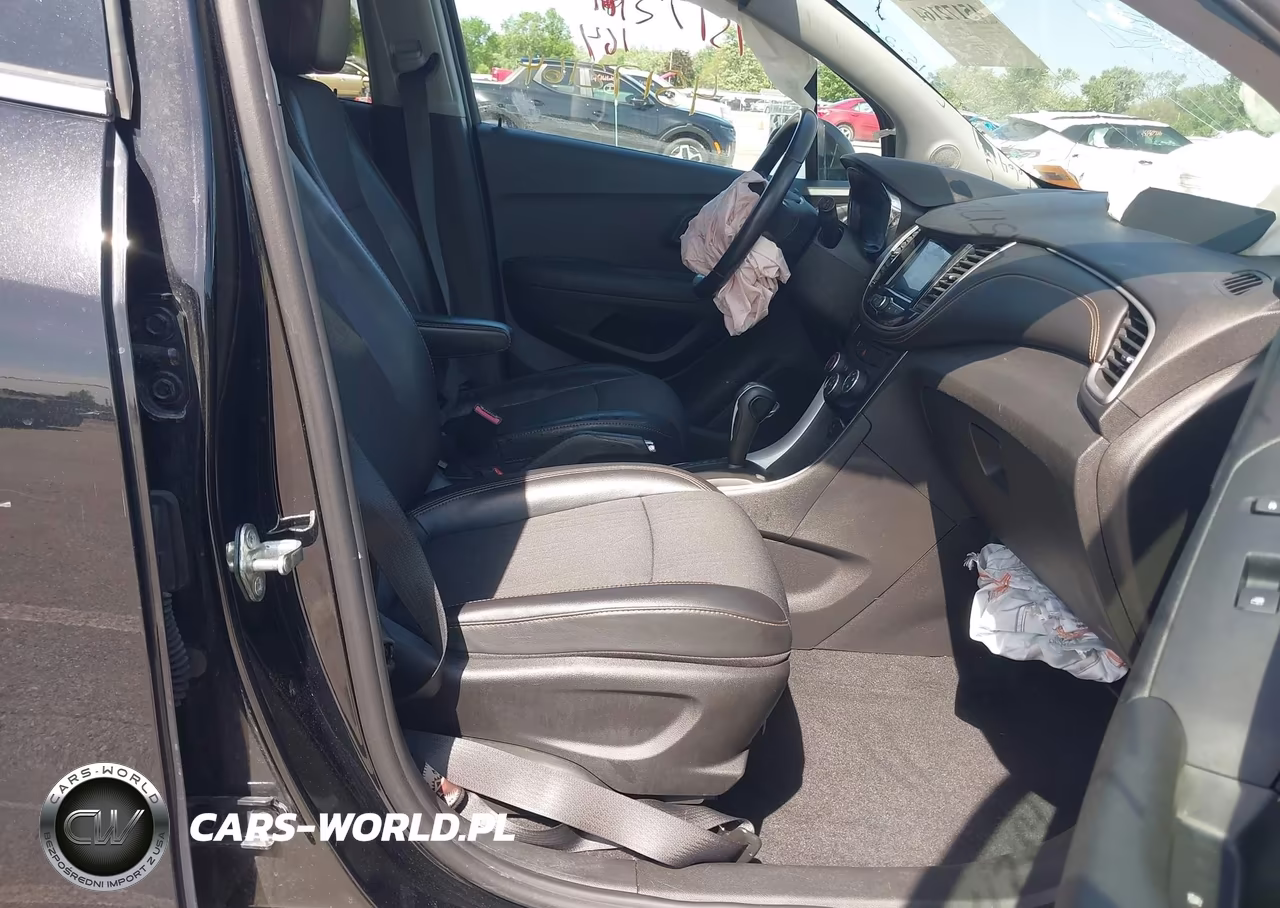 2019 Chevrolet Trax Lt VIN:3GNCJLSBXKL386921 - 5