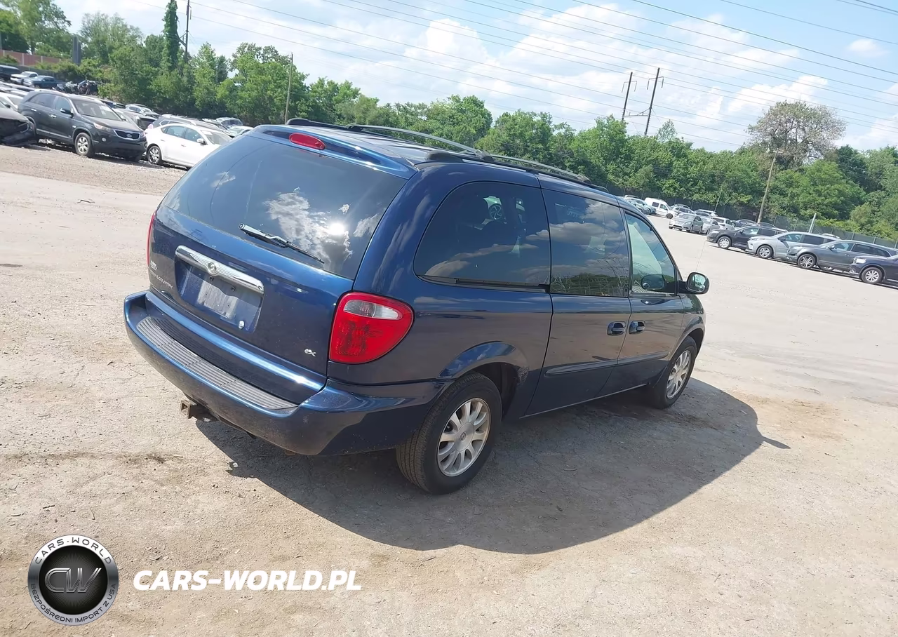2003 Chrysler Town & Country Ex VIN:2C8GP74L93R153251 - 4