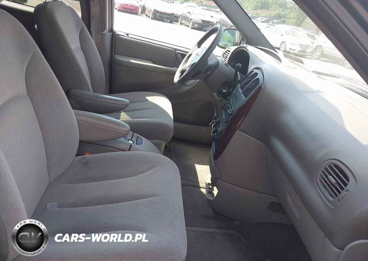 2003 Chrysler Town & Country Ex VIN:2C8GP74L93R153251 - 5