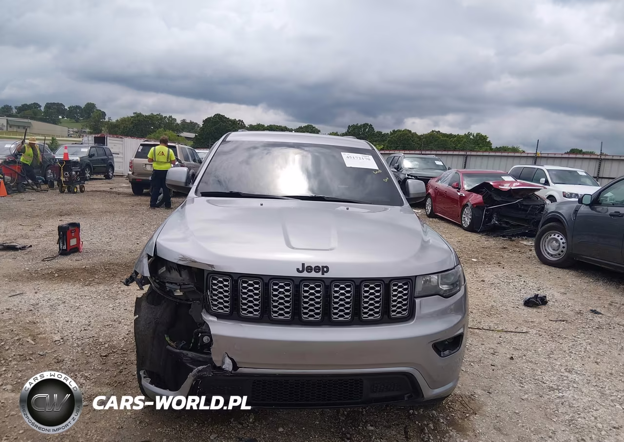 2019 Jeep Grand Cherokee Altitude 4X4 VIN:1C4RJFAG4KC526880 - 12
