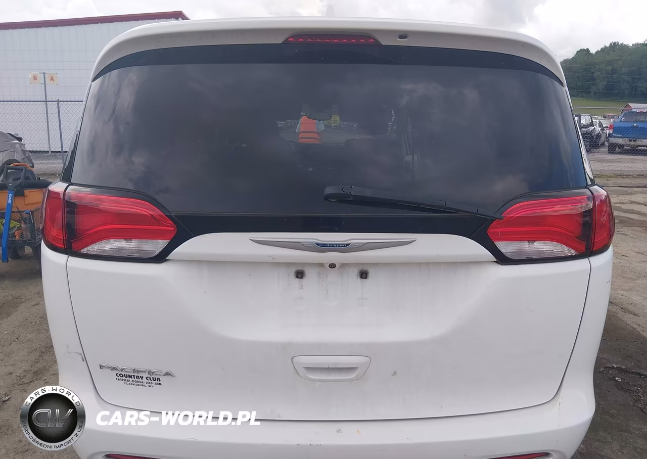 2017 Chrysler Pacifica VIN:2C4RC2CG4HR529076 - 16