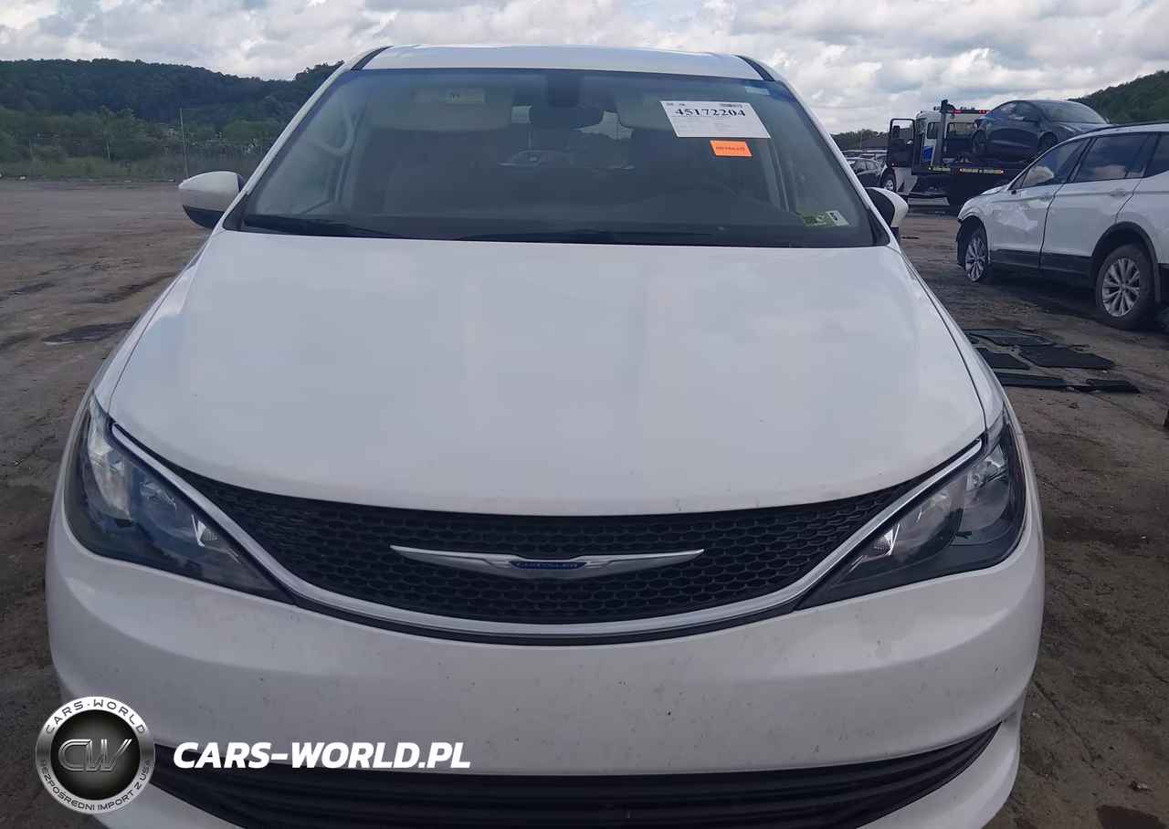 2017 Chrysler Pacifica VIN:2C4RC2CG4HR529076 - 6