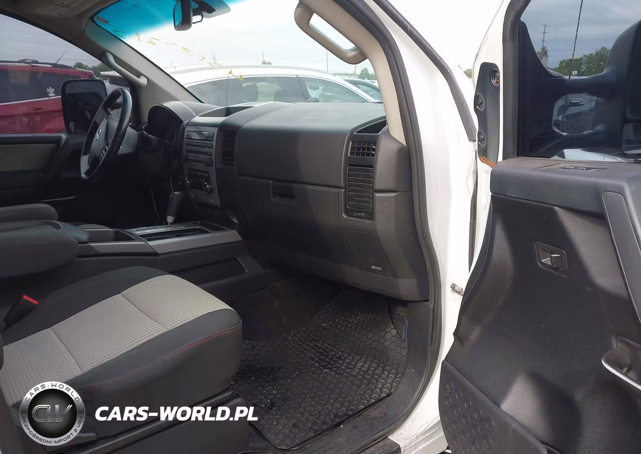 2012 Nissan Titan Pro-4X-S-Sv VIN:1N6AA0CC2CN302353 - 5