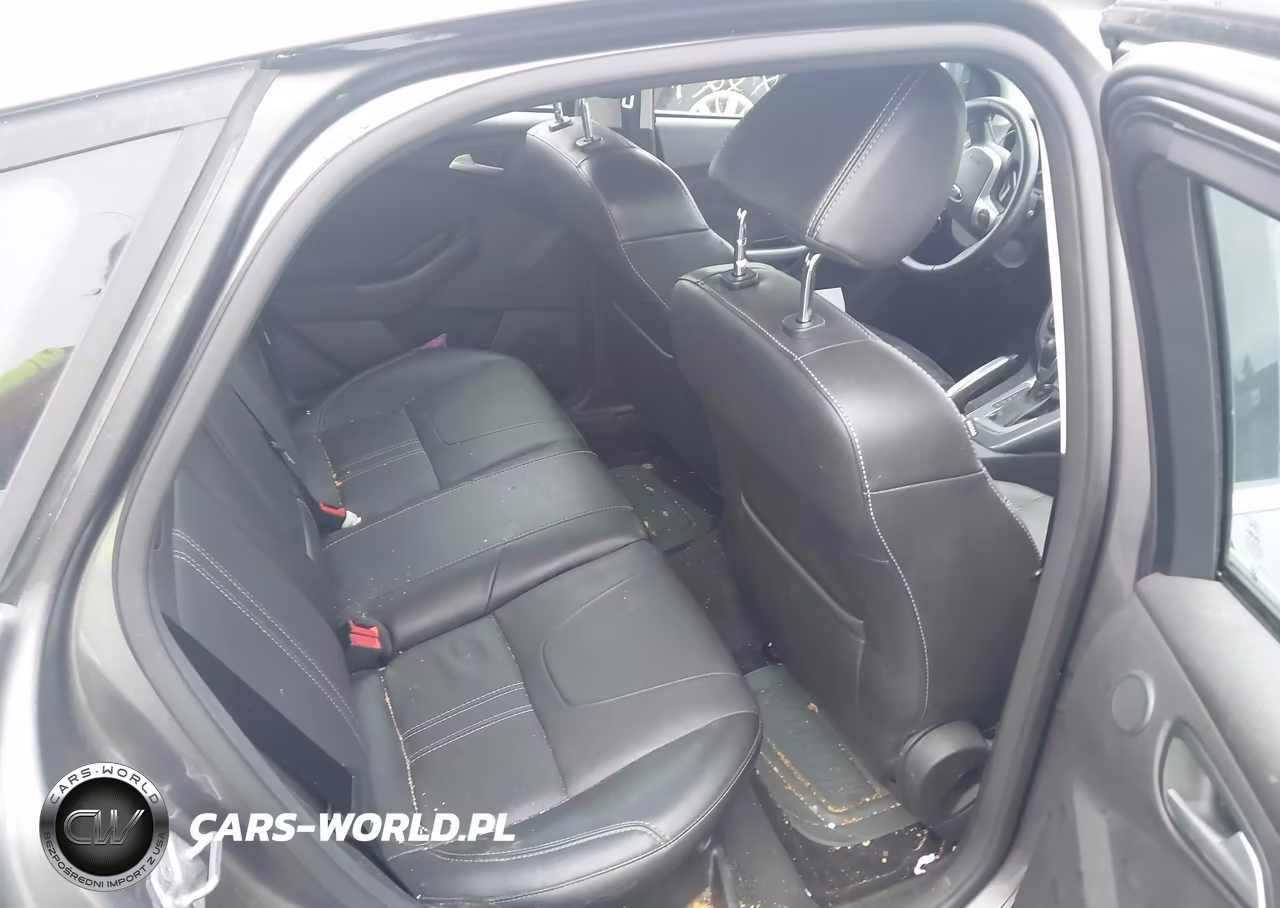 2014 Ford Focus Titanium VIN:1FADP3N26EL164907 - 8