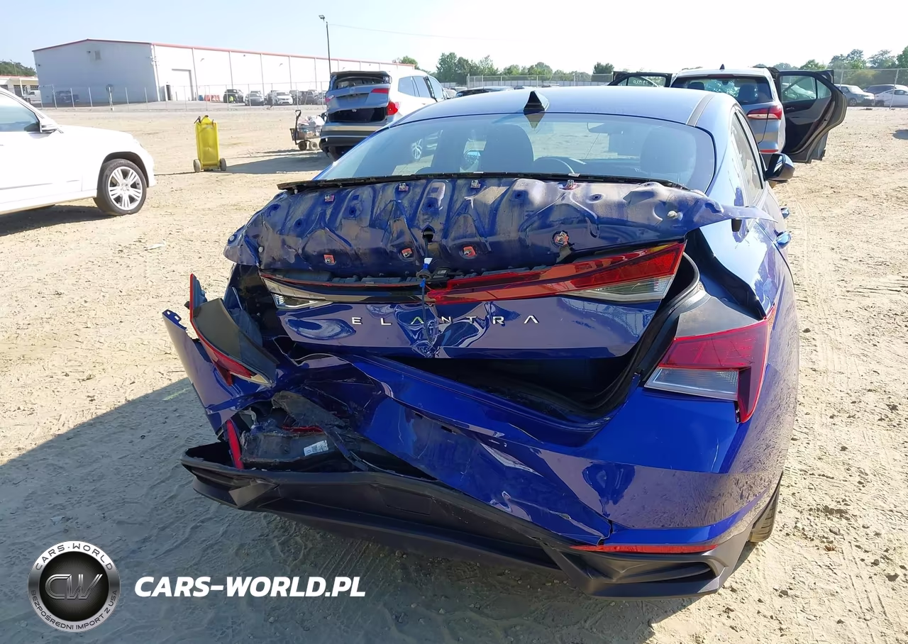 2022 Hyundai Elantra Sel VIN:5NPLM4AG6NH059990 - 6