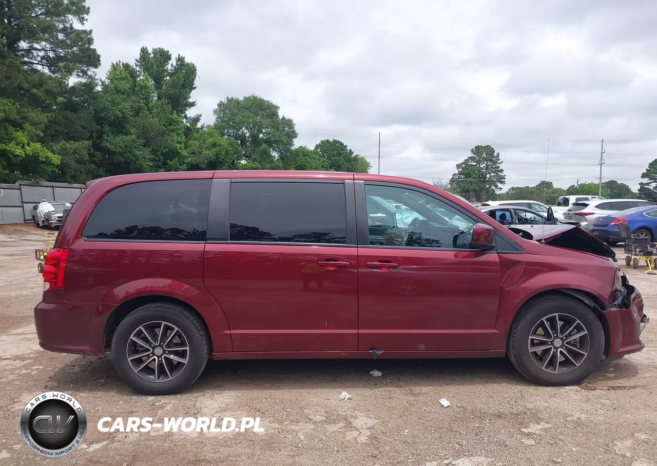 2018 Dodge Grand Caravan Gt VIN:2C4RDGEGXJR189936 - 13
