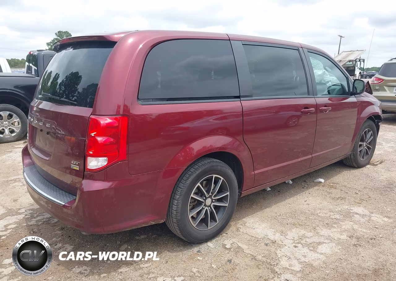 2018 Dodge Grand Caravan Gt VIN:2C4RDGEGXJR189936 - 4