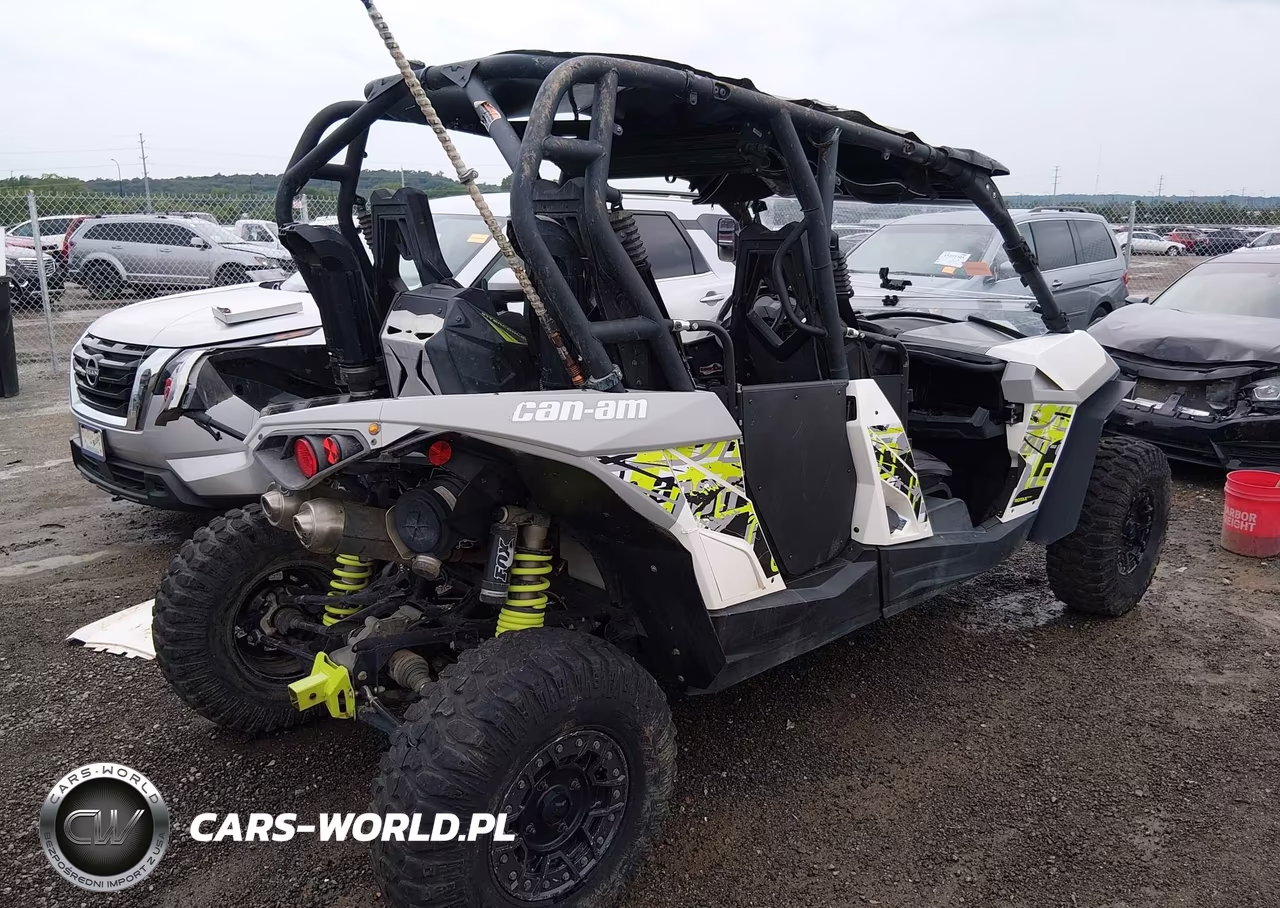 2016 Can-Am Maverick Max 1000R Turbo-X Ds-Rs VIN:3JBPEAR23GJ001908 - 4