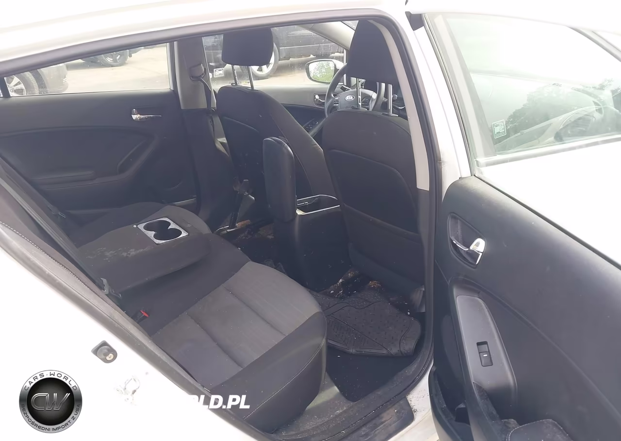 2016 Kia Forte Lx VIN:KNAFK5A81G5591875 - 8