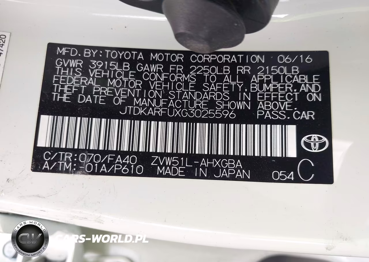 2016 Toyota Prius Three VIN:JTDKARFUXG3025596 - 9