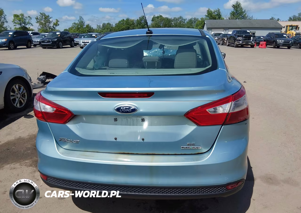 2012 Ford Focus Se VIN:1FAHP3F22CL446815 - 17