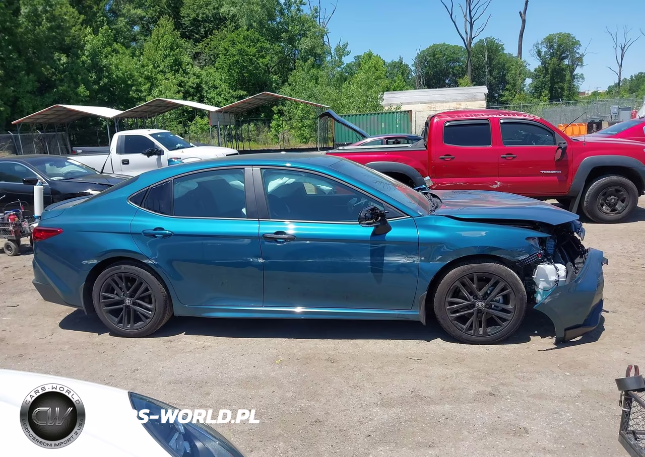 2026 Toyota Camry Se VIN:4T1DAACK2TU711130 - 13