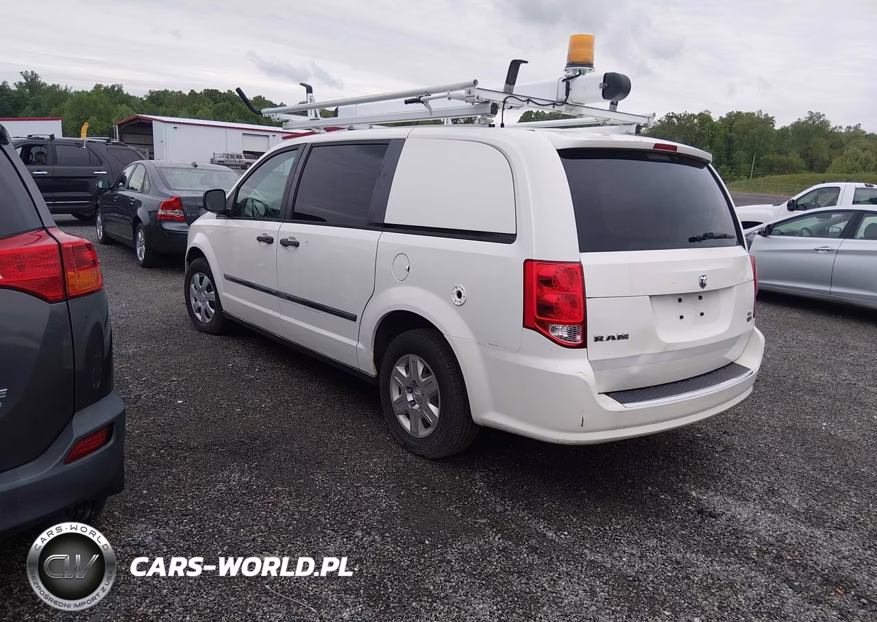 2013 Ram Cargo Tradesman VIN:2C4JRGAG4DR658172 - 3