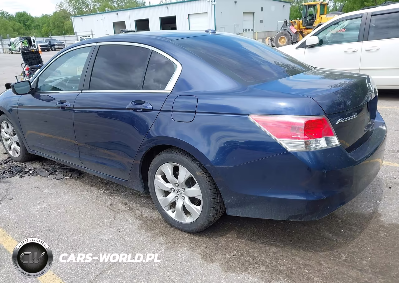 2010 Honda Accord 2.4 Ex-L VIN:1HGCP2F86AA153013 - 3