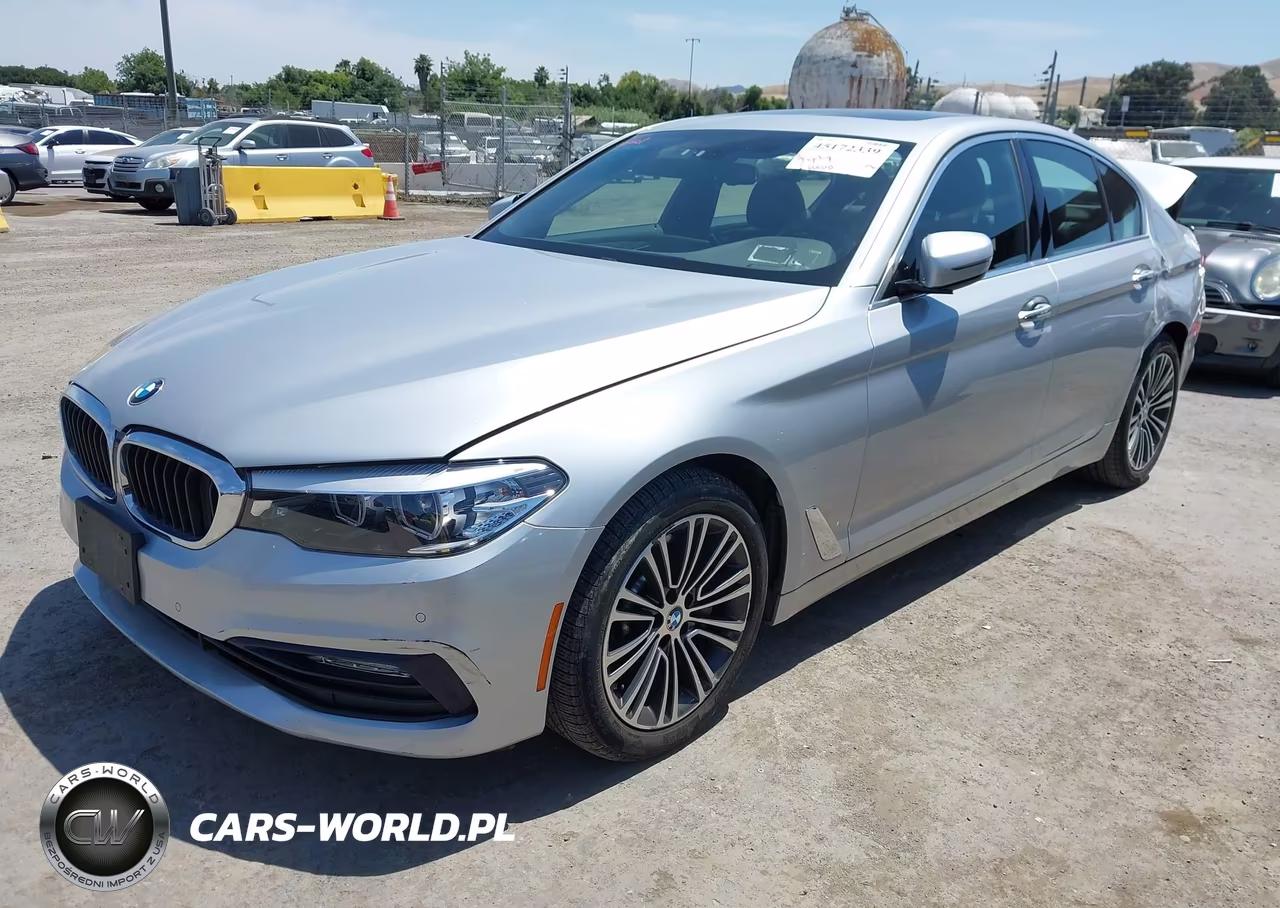 2018 BMW 530I xDrive VIN:WBAJA7C52JWC75384 - 2