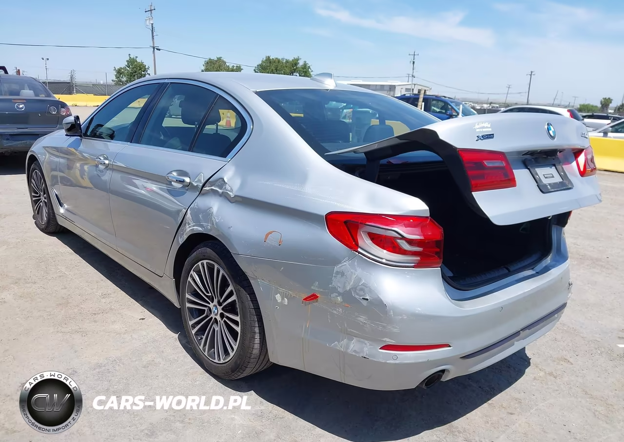 2018 BMW 530I xDrive VIN:WBAJA7C52JWC75384 - 3