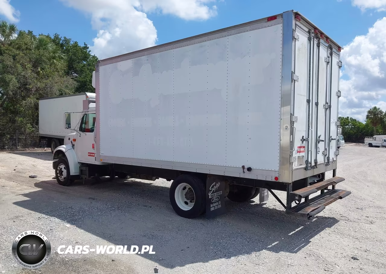 1998 International 4000 4700 VIN:1HTSLABM8WH571819 - 3