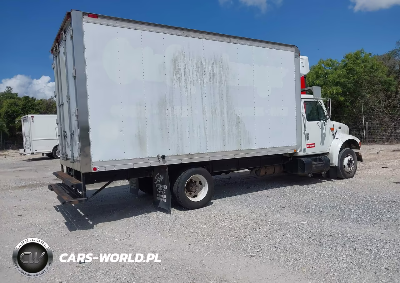 1998 International 4000 4700 VIN:1HTSLABM8WH571819 - 4