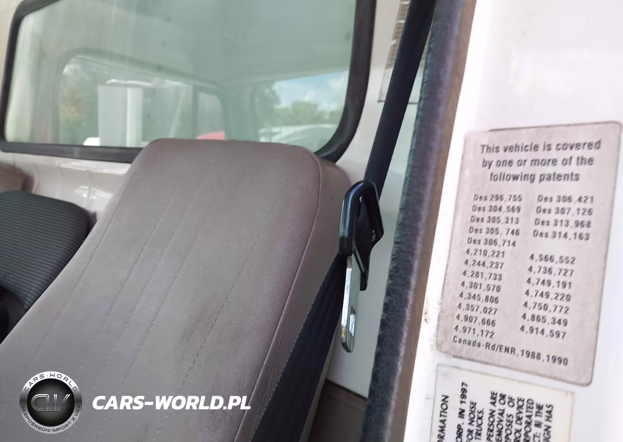 1998 International 4000 4700 VIN:1HTSLABM8WH571819 - 7