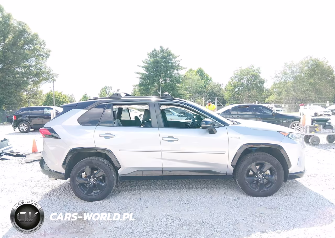 2020 Toyota Rav4 Hybrid Xse VIN:2T3EWRFV2LW073933 - 13