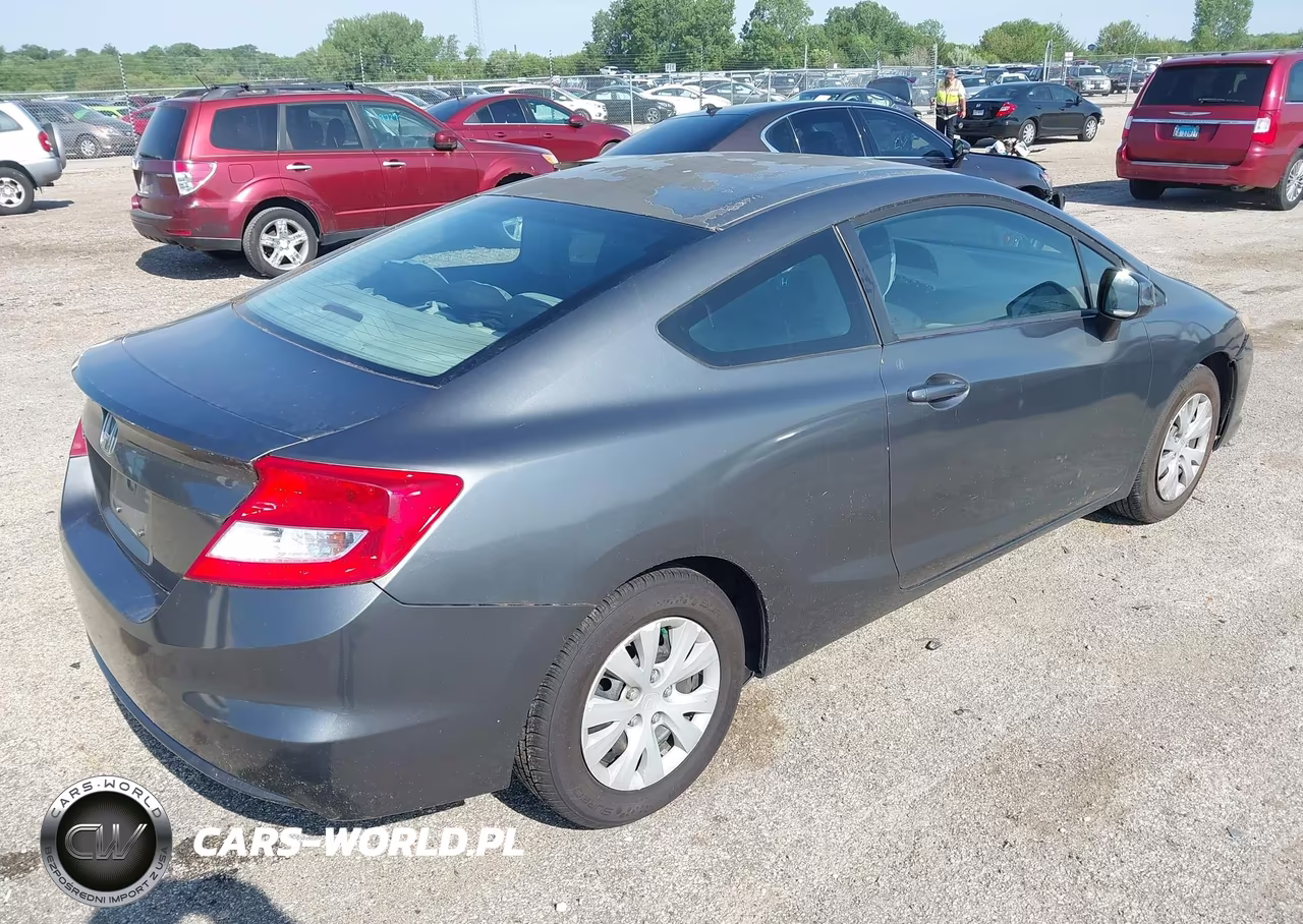 2012 Honda Civic Lx VIN:2HGFG3B58CH527687 - 4