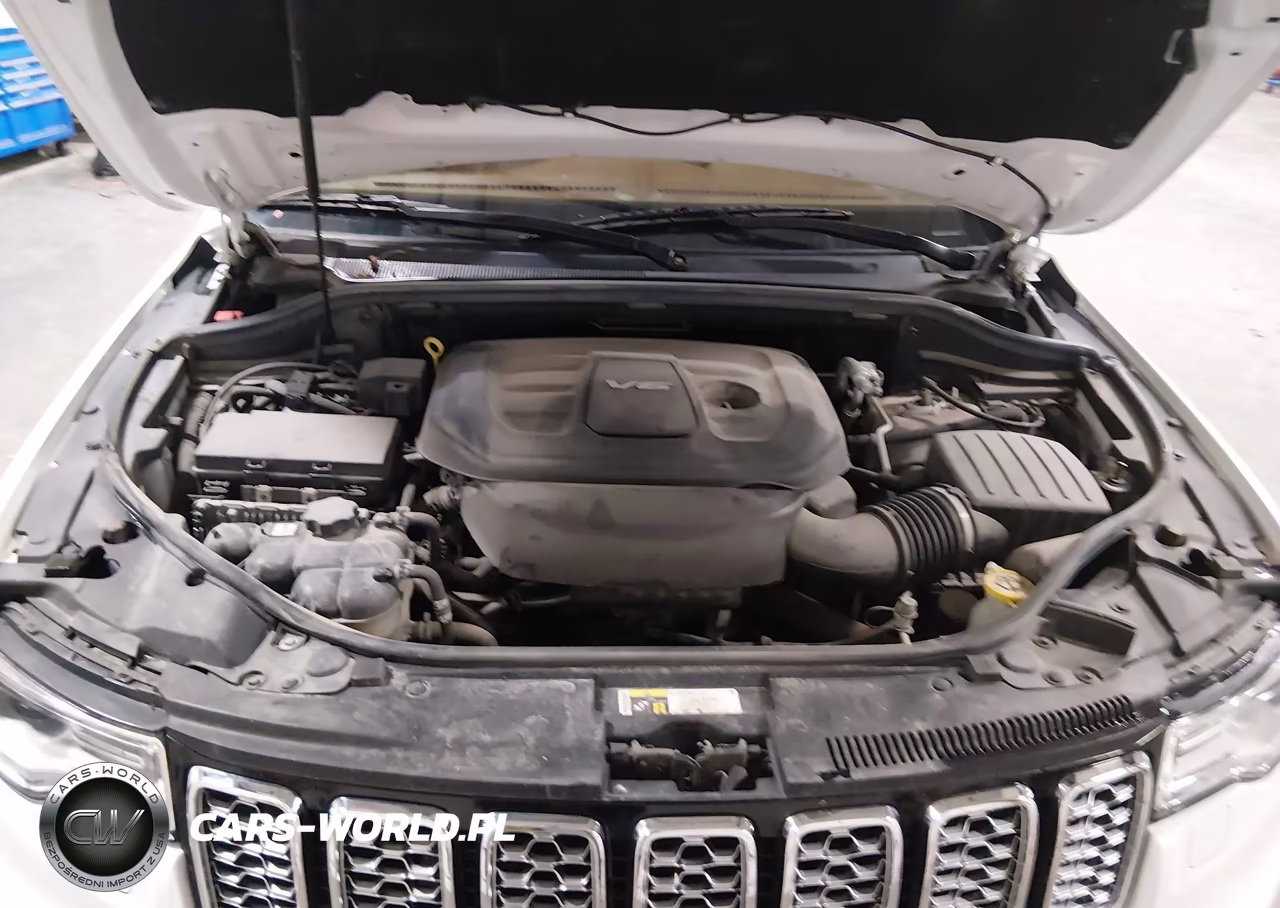 2018 Jeep Grand Cherokee Summit 4X4 VIN:1C4RJFJG2JC221585 - 10