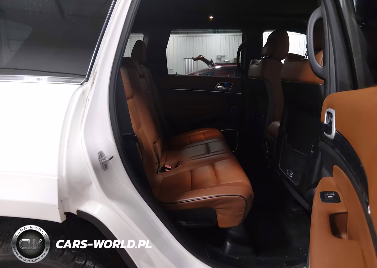2018 Jeep Grand Cherokee Summit 4X4 VIN:1C4RJFJG2JC221585 - 8