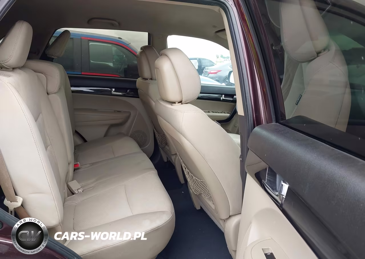 2011 Kia Sorento Lx VIN:5XYKT4A14BG182667 - 8