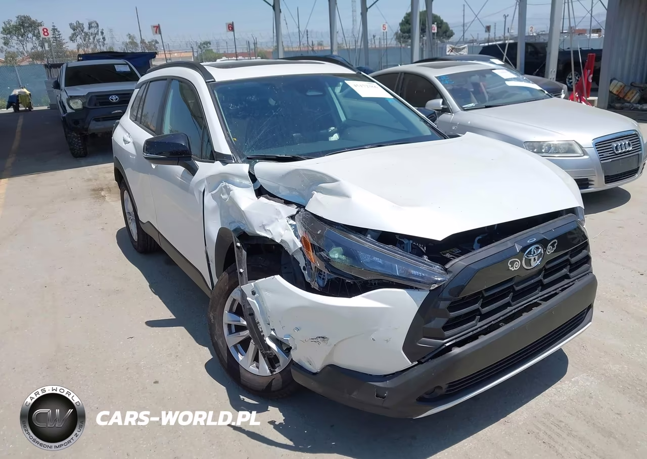 2026 Toyota Corolla Cross Le – zdjęcie 1 z 16