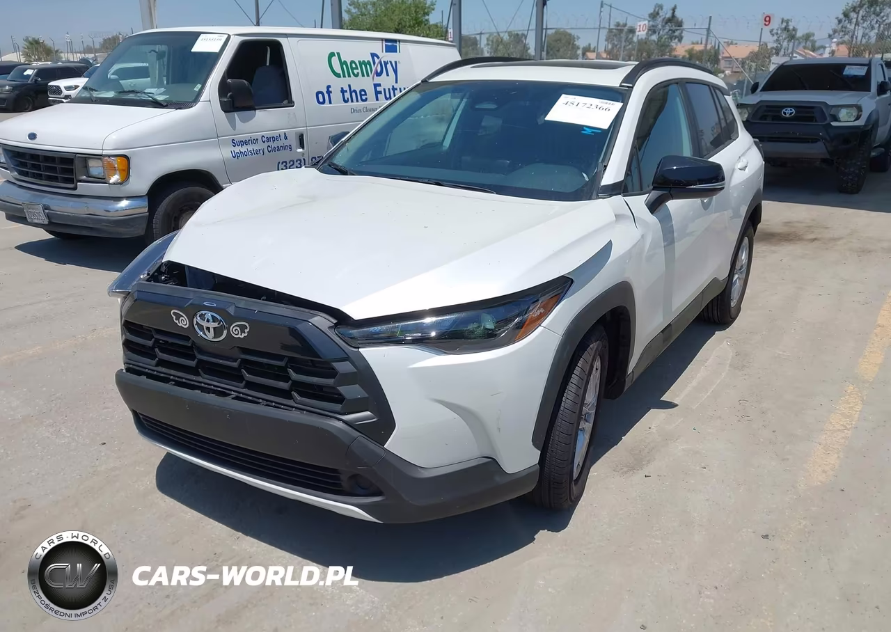 2026 Toyota Corolla Cross Le VIN:7MUBAAAG5TV176251 - 2