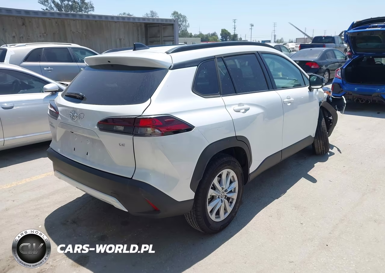 2026 Toyota Corolla Cross Le VIN:7MUBAAAG5TV176251 - 4
