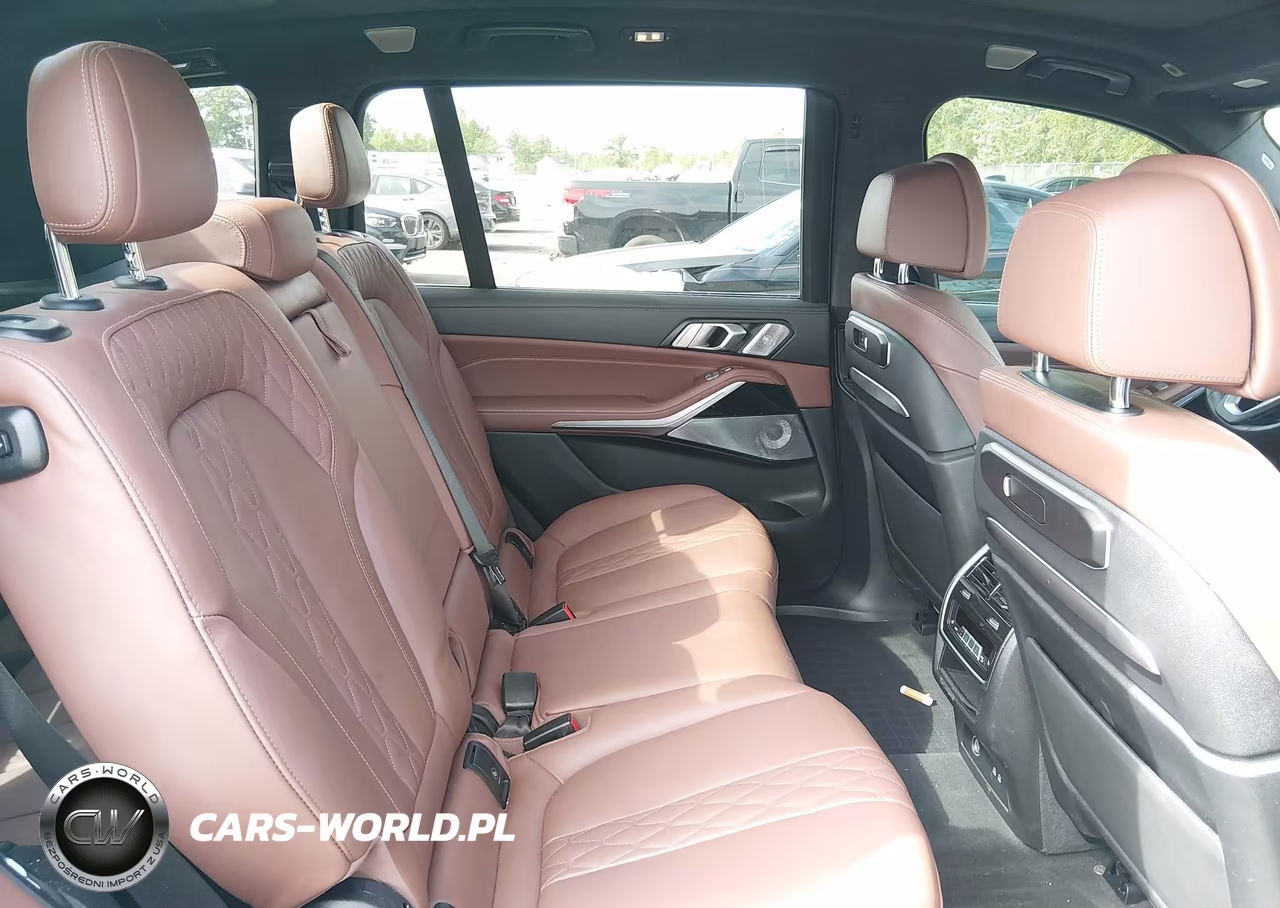 2024 BMW X7 xDrive40I VIN:5UX23EM03R9U15408 - 8