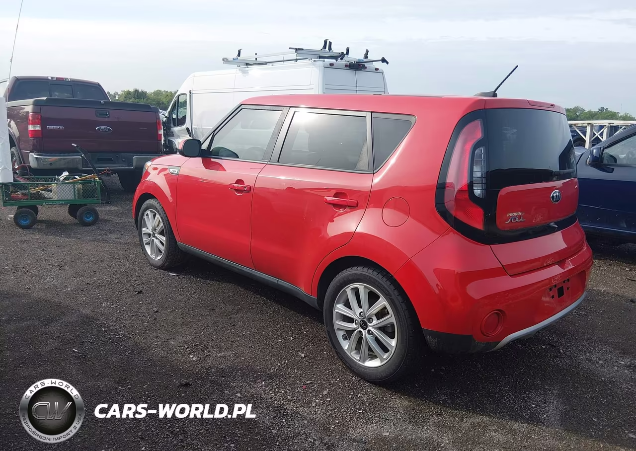2018 Kia Soul + VIN:KNDJP3A5XJ7594794 - 3