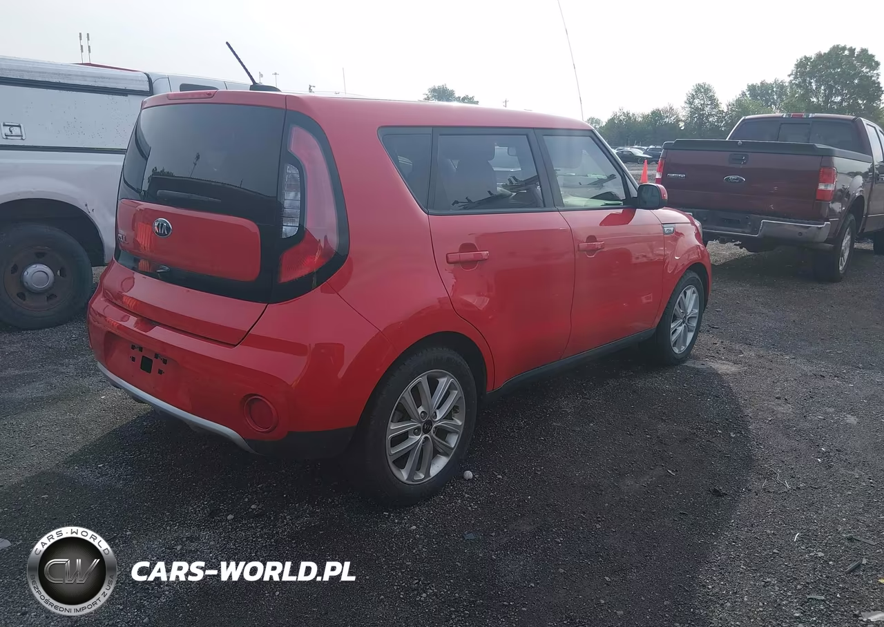 2018 Kia Soul + VIN:KNDJP3A5XJ7594794 - 4