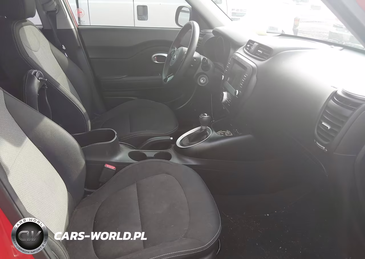 2018 Kia Soul + VIN:KNDJP3A5XJ7594794 - 5
