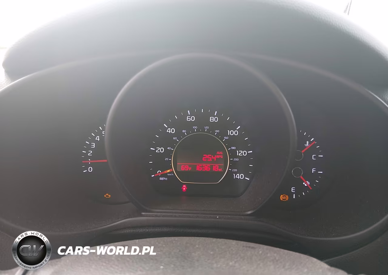 2018 Kia Soul + VIN:KNDJP3A5XJ7594794 - 7