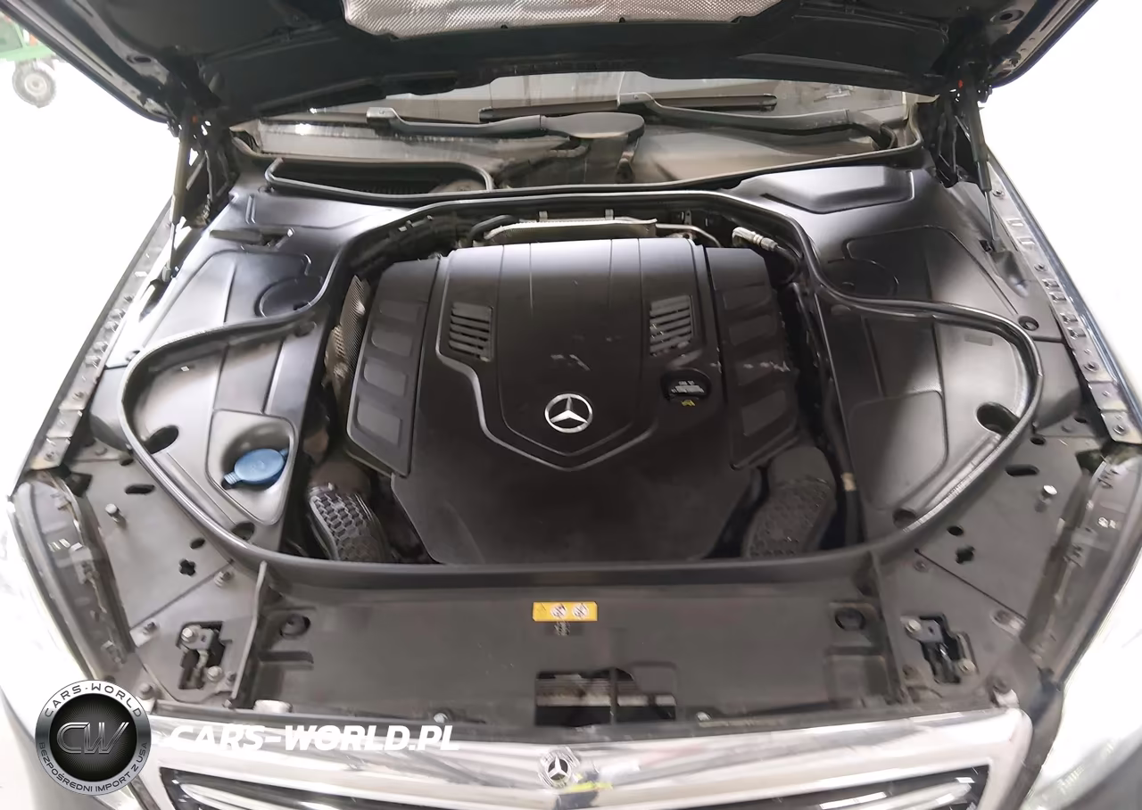 2018 Mercedes-Benz S 560 4Matic VIN:WDDUG8GB3JA385798 - 10
