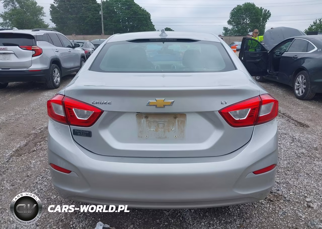 2018 Chevrolet Cruze Lt Auto VIN:1G1BE5SM3J7149852 - 16